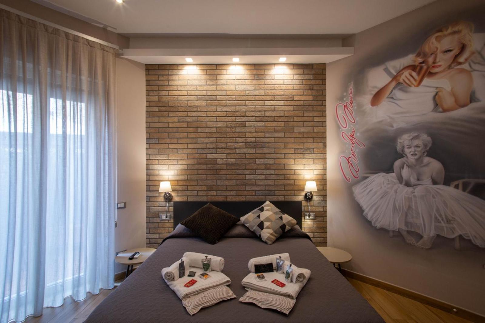 Little Rock Guest House Gaeta Habitación foto